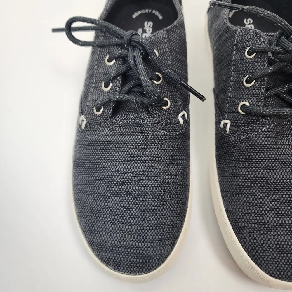 Sperry Top Sider Bodie Boys Lace Up Memory Foam Fabric Upper Shoe Size 4 Medium